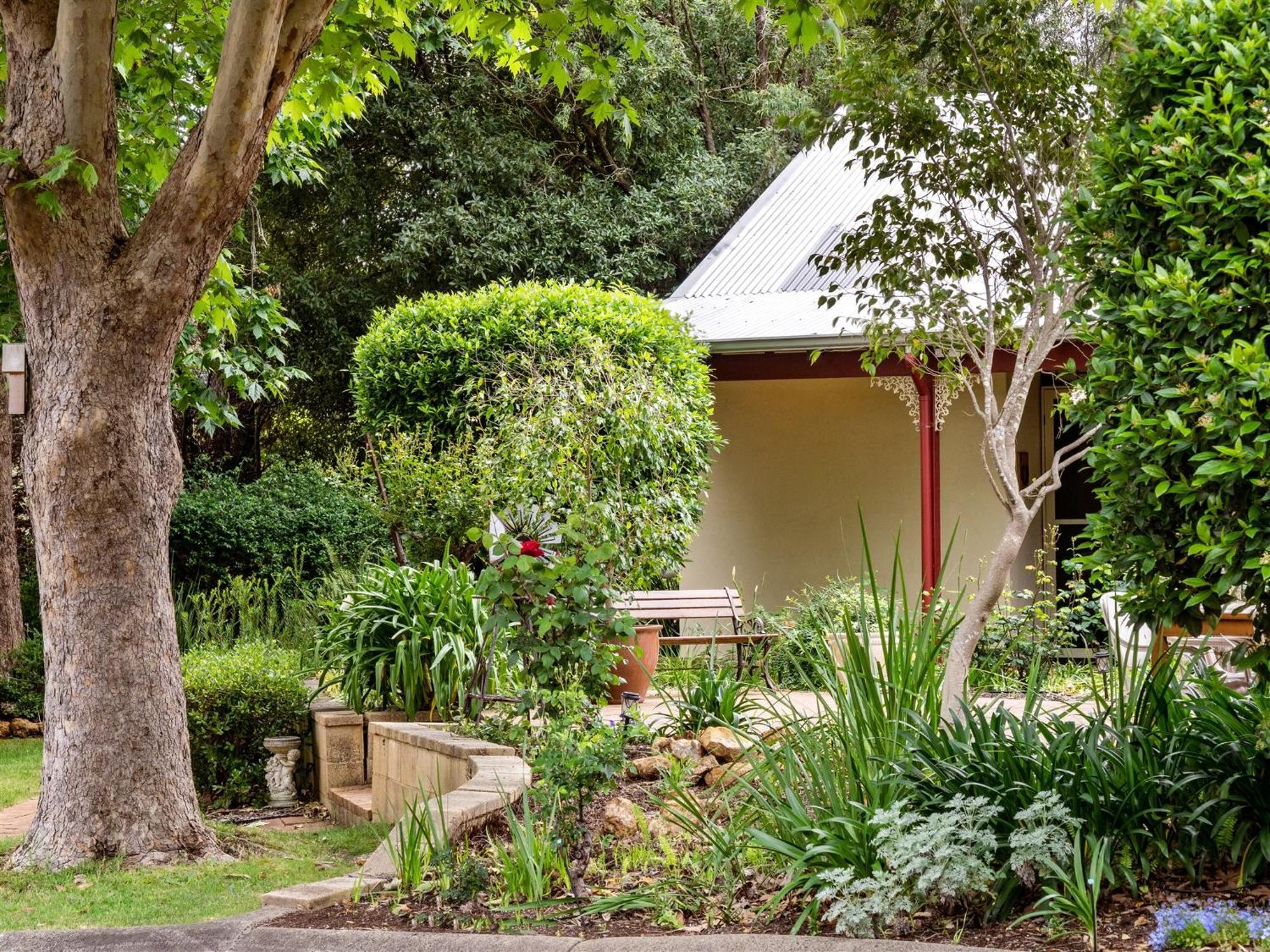 The Noble Grape Guesthouse Cowaramup Экстерьер фото
